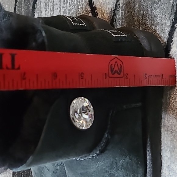 UGG MINI SWAROVSKI CRYSTAL BAILEY BOOT - Picture 7 of 13